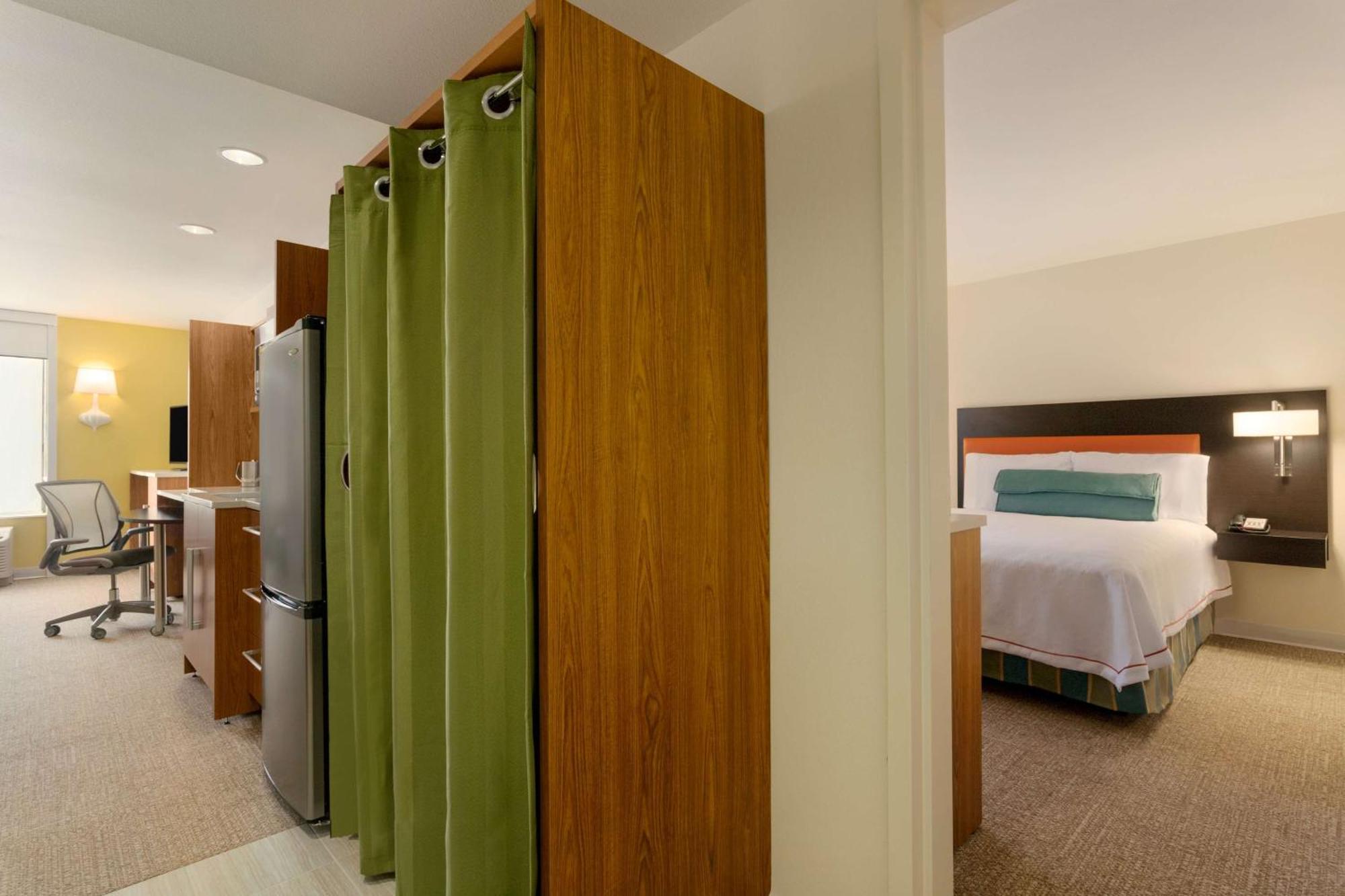 Home2 Suites by Hilton Denver West / Federal Center Lakewood Eksteriør billede
